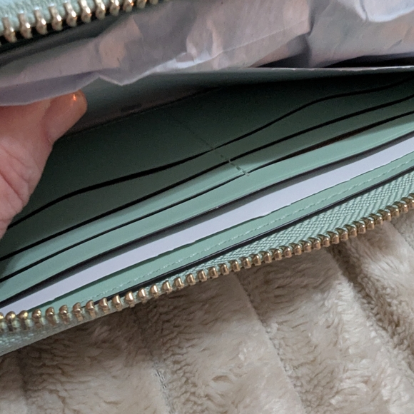 Kate Spade Mint Leather Accessory with Gold Detail - Picture 5 of 6